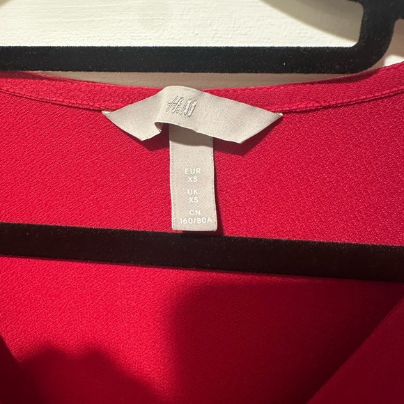 H&M V Neck Wrap Dress - Picture 2 of 5